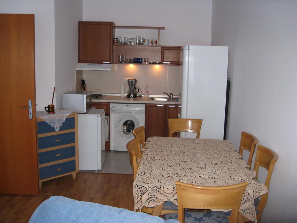 Elias Apartment Golden Sands Exteriör bild